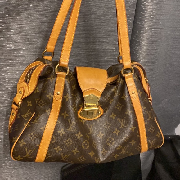 LOUIS VUITTON Stresa PM BEAUTIFUL! - Picture 10 of 16